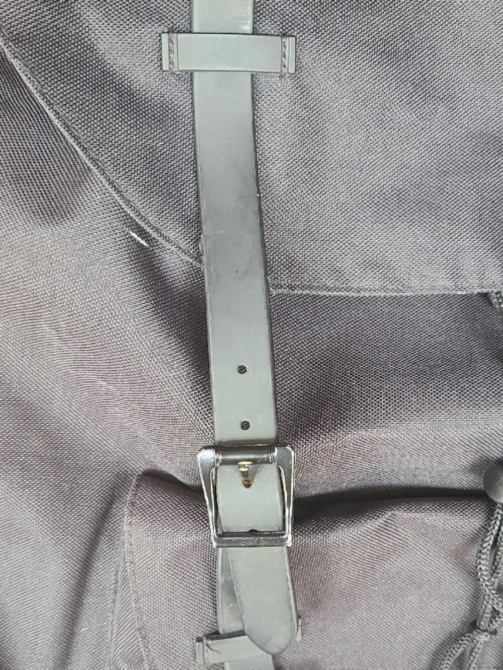 Herschel Supply Company Black Men’s Backpack with Buckle Straps